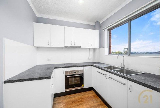 6/7 Lackey Street, NSW 2165