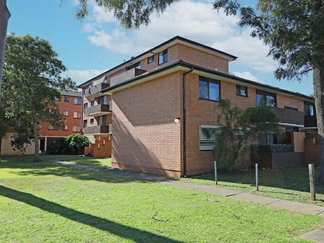 8/77-81 Saddington Street, NSW 2760