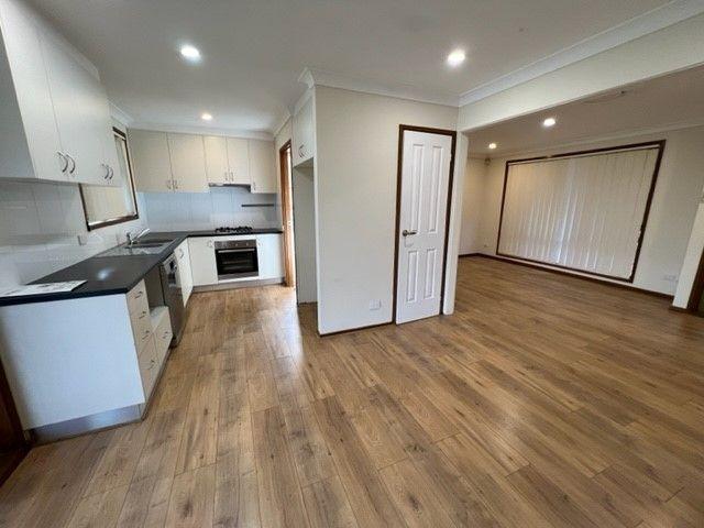 6 Epidote Close, NSW 2558