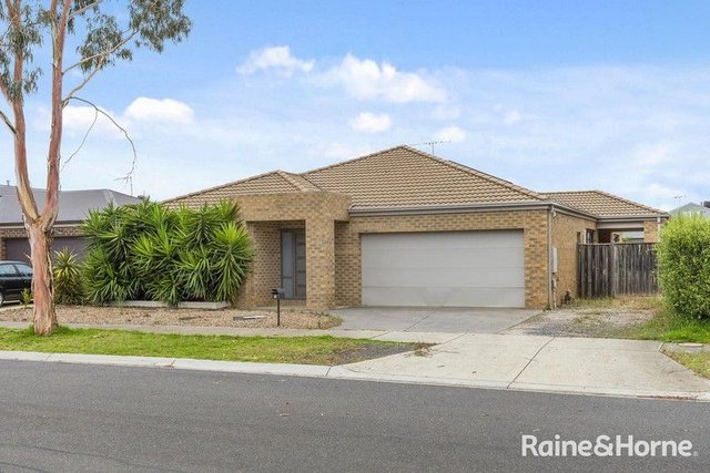 8 Flemings Avenue, VIC 3337