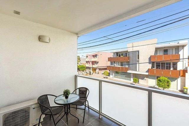 102/344 Orrong Road, VIC 3161