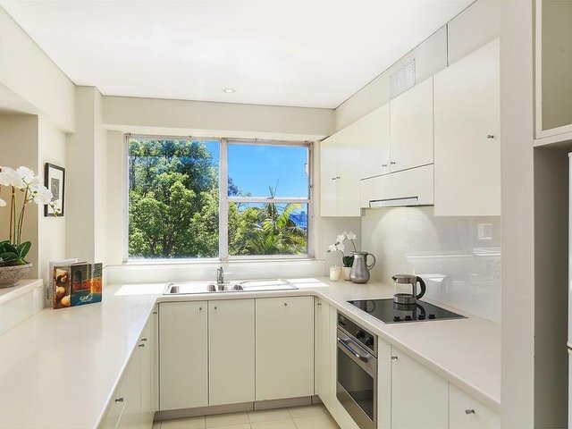 4 Mitchell Rd, NSW 2027