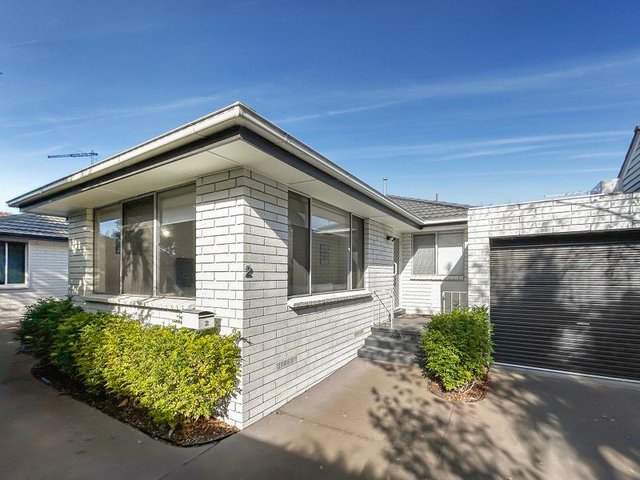2/30 Foote Street, VIC 3186