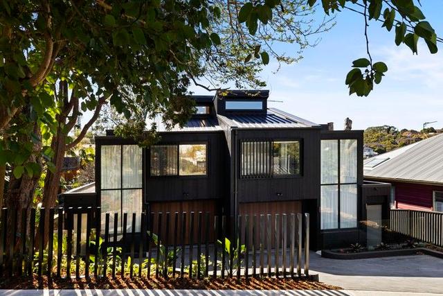 10 Lower Beach Street, NSW 2093