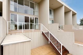 Balcony (2013-03-22)
