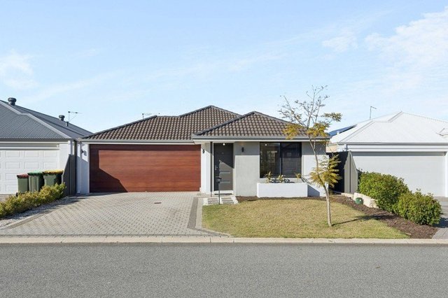 11 Kabiana Way, WA 6055