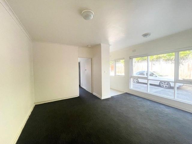 2/19 Evansdale Road, VIC 3122