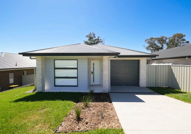 1/21 Rosewood Avenue, NSW 2870