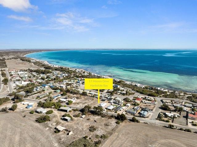 17 Moores Drive, SA 5575