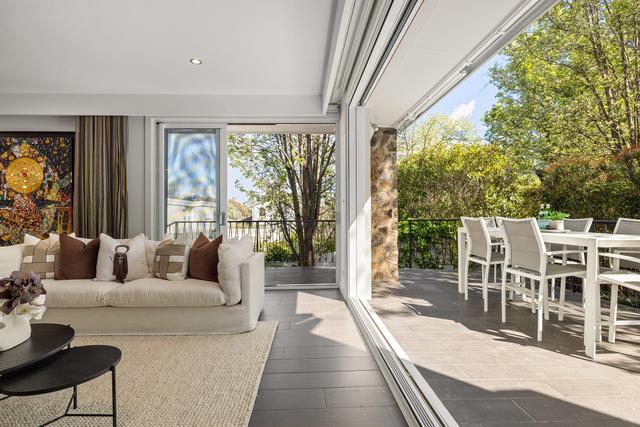 10 Ryrie Street, ACT 2612