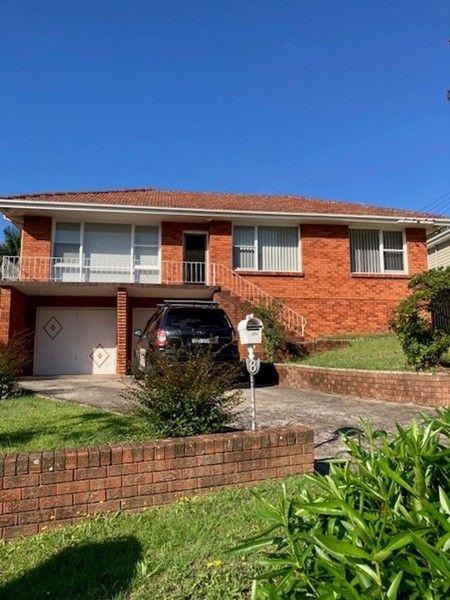 8 Booyong St, NSW 2500