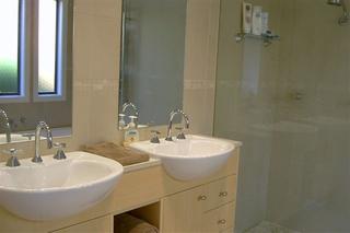 Ensuite (2005-09-30)