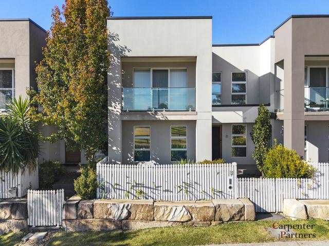 5 White Street, NSW 2571