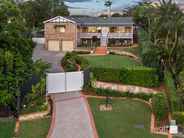 5 Lytham Court, QLD 4035