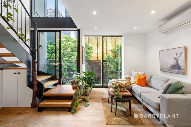 323/15 Doepel Way, VIC 3008