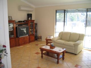 Lounge 2 (2007-05-12)