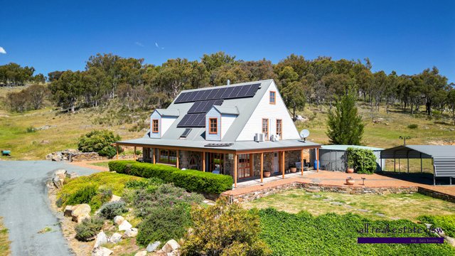 9 Broughton Circuit, NSW 2582