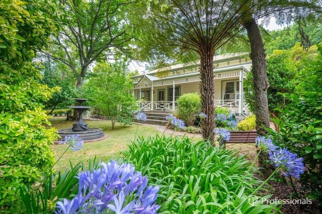 17 Surrey  Road, VIC 3799