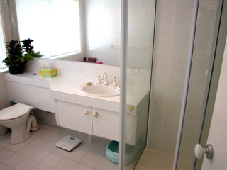 Ensuite (2005-02-03)