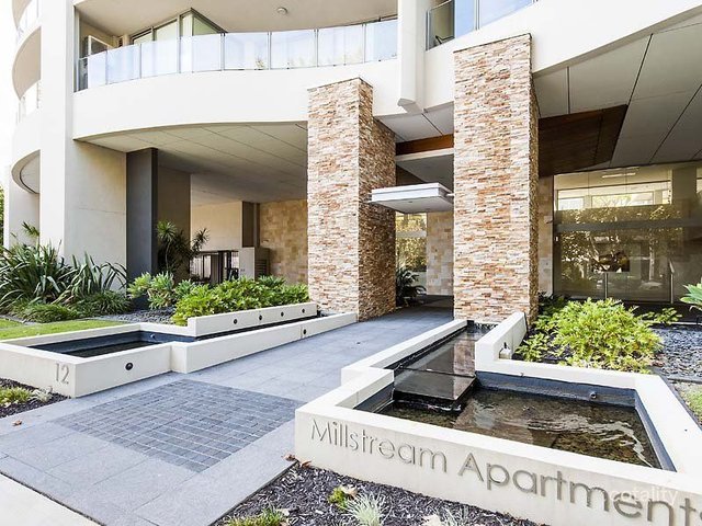 17/12 Stone St, WA 6151