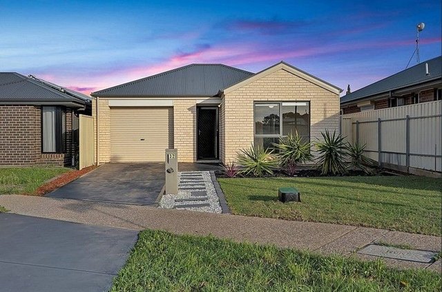 32 Elly Drive, SA 5115