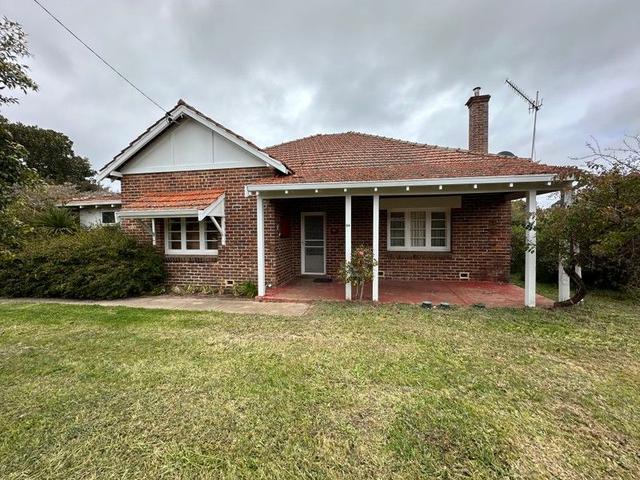 24 Adam Street, WA 6317