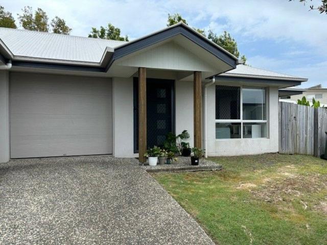 2/18 Majella Close, QLD 4573