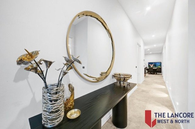 (no street name provided), VIC 3064