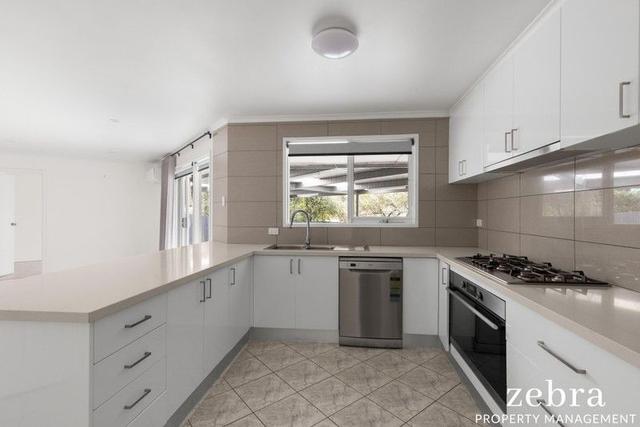 34 Ravenhill Boulevard, VIC 3064