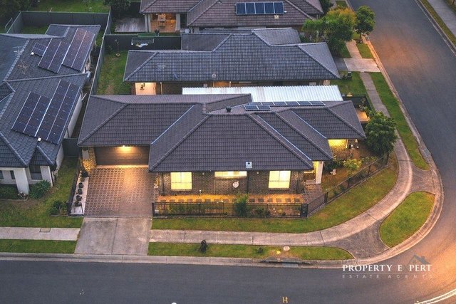 11 Stawell Street, NSW 2760