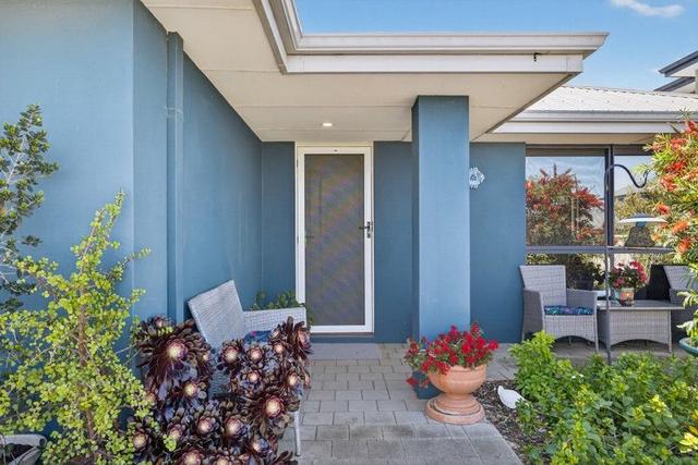 8 Rover Lane, WA 6163