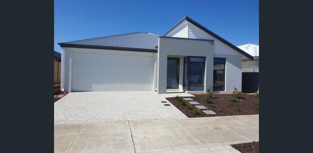 8 Flounder Street, WA 6280