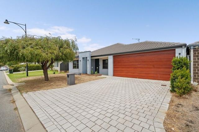 4 Hiscox Crescent, WA 6171