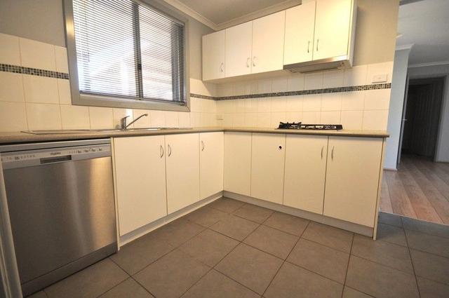 8/15 Becker Court, WA 6722