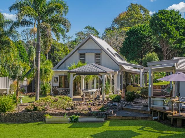 90 Teutoberg Avenue, QLD 4552