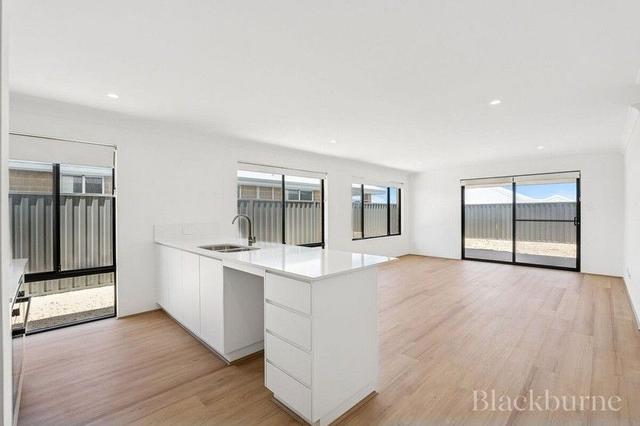 32 Chaudes Road, WA 6038