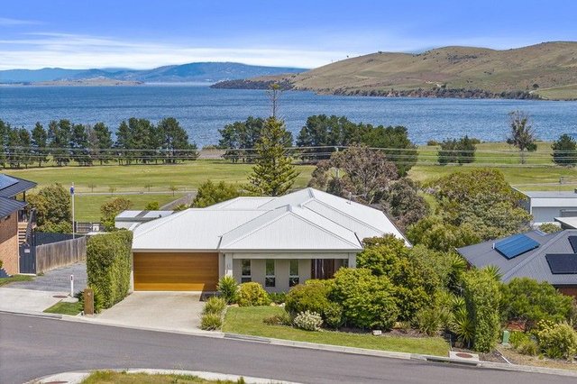8 Estramina Drive, TAS 7019