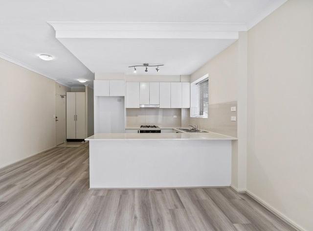 26/6-8 Bathurst Street, NSW 2170