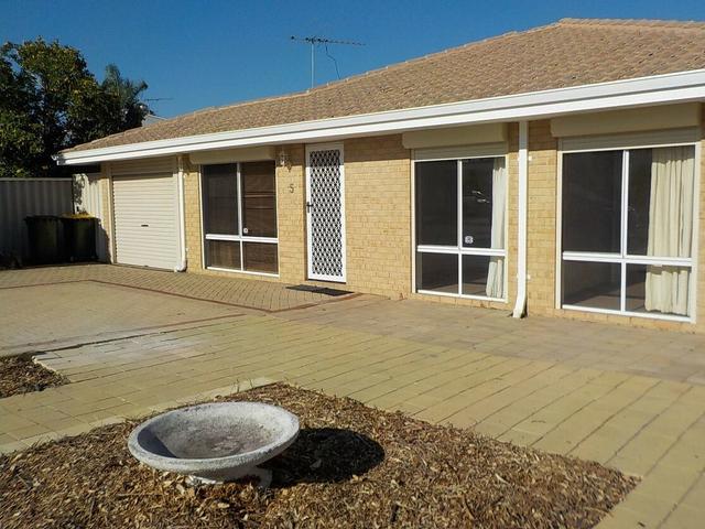 5 Arches Loop, WA 6066