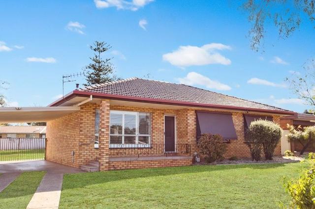 62 Poole Street, NSW 2680