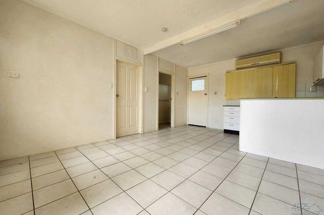 2/88 West Street, QLD 4825