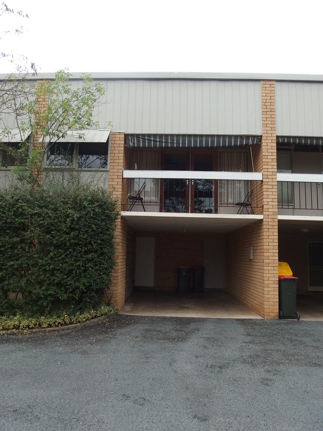 2/2 Edmondson Street, ACT 2612