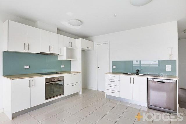 8/79 Atherton Road, VIC 3166