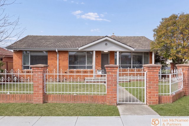 6 Frederick Street, NSW 2620
