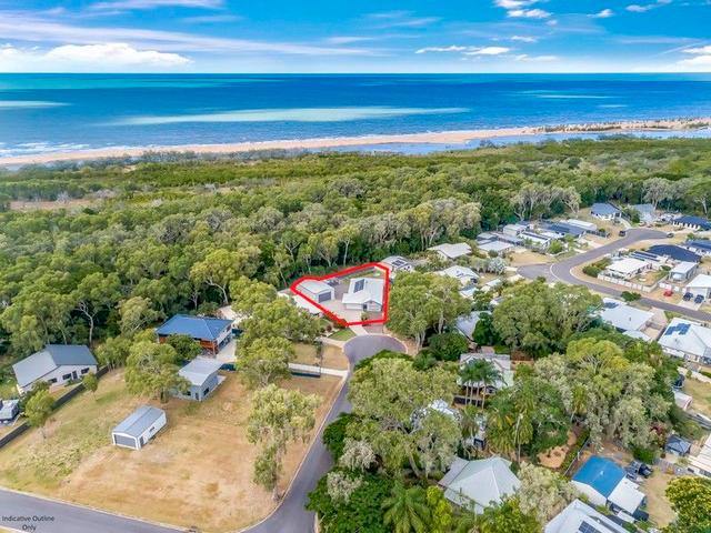 5 Storm Petrel Court, QLD 4670