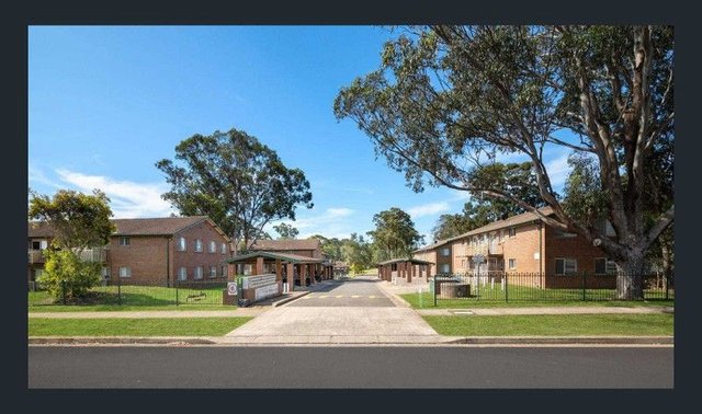 30/16 Derby St, NSW 2566