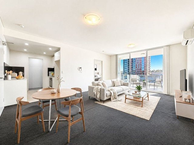 208/2-8 Wayman Place, NSW 2160