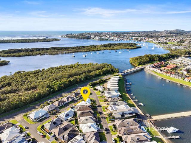 4 Harbourside Crescent, NSW 2444