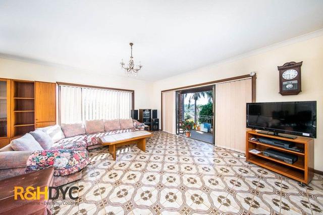 4 Forest Road, NSW 2102