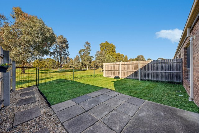 11 Littlejohn Lane, ACT 2913